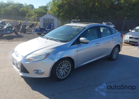 2012 Ford Focus Sel z USA, uszkodzony, nr VIN 1FAHP3H24CL209532
